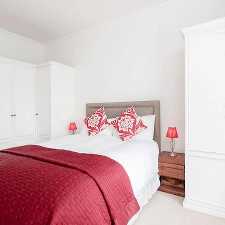 شقة Stunning Flat - Royal Mile Near Edinburgh Castle With Wifi المظهر الخارجي الصورة